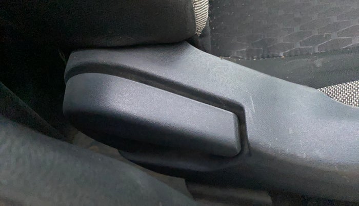 2021 Nissan MAGNITE XL, Petrol, Manual, 46,785 km, Driver Side Adjustment Panel