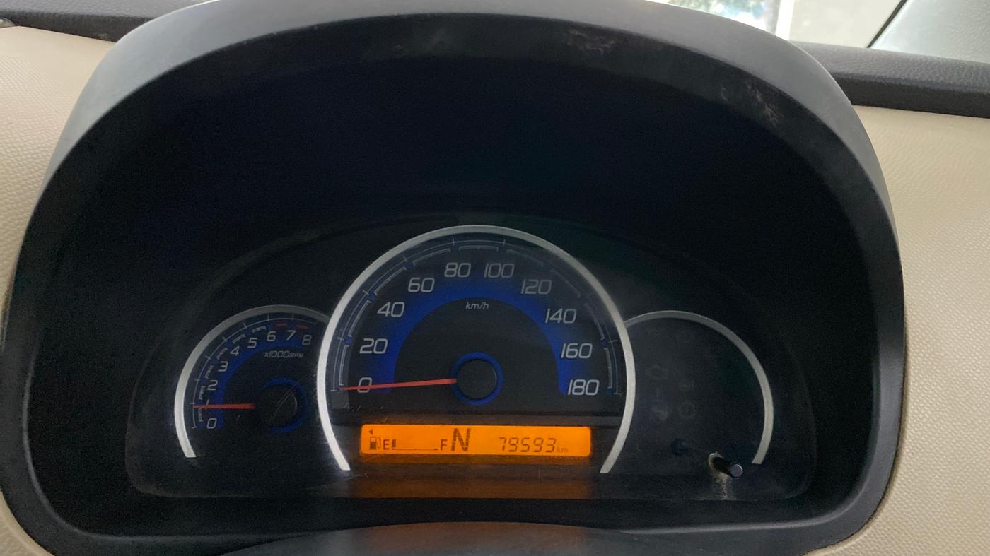 2017 Maruti Wagon R 1.0 VXI AMT, CNG, Automatic, 79,586 km, Odometer Image