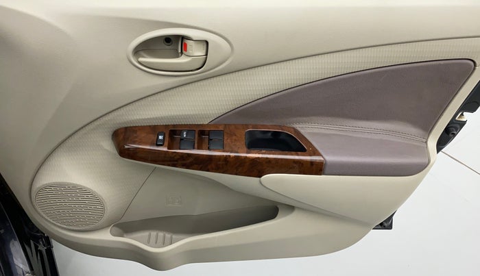 2014 Toyota Etios V, Petrol, Manual, 16,055 km, Driver Side Door Panels Control