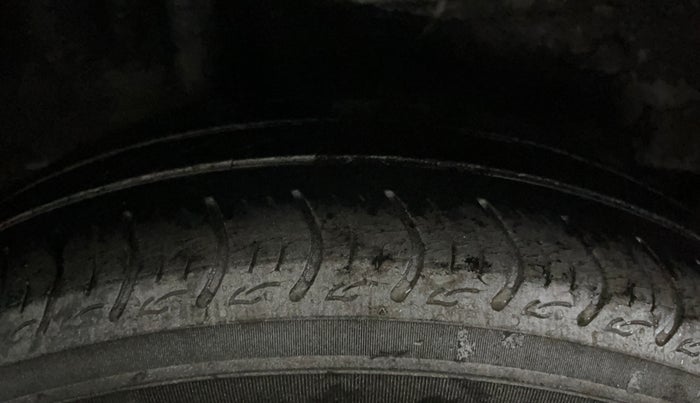 2019 Honda Jazz 1.2L I-VTEC VX, Petrol, Manual, 69,363 km, Right Rear Tyre Tread