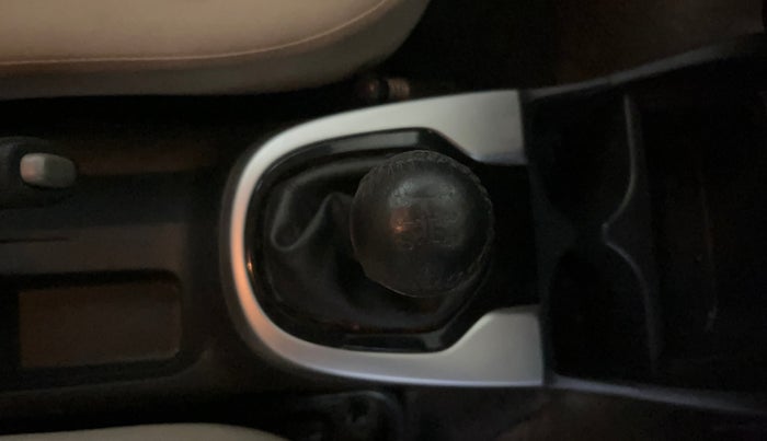 2019 Honda Jazz 1.2L I-VTEC VX, Petrol, Manual, 69,363 km, Gear Lever