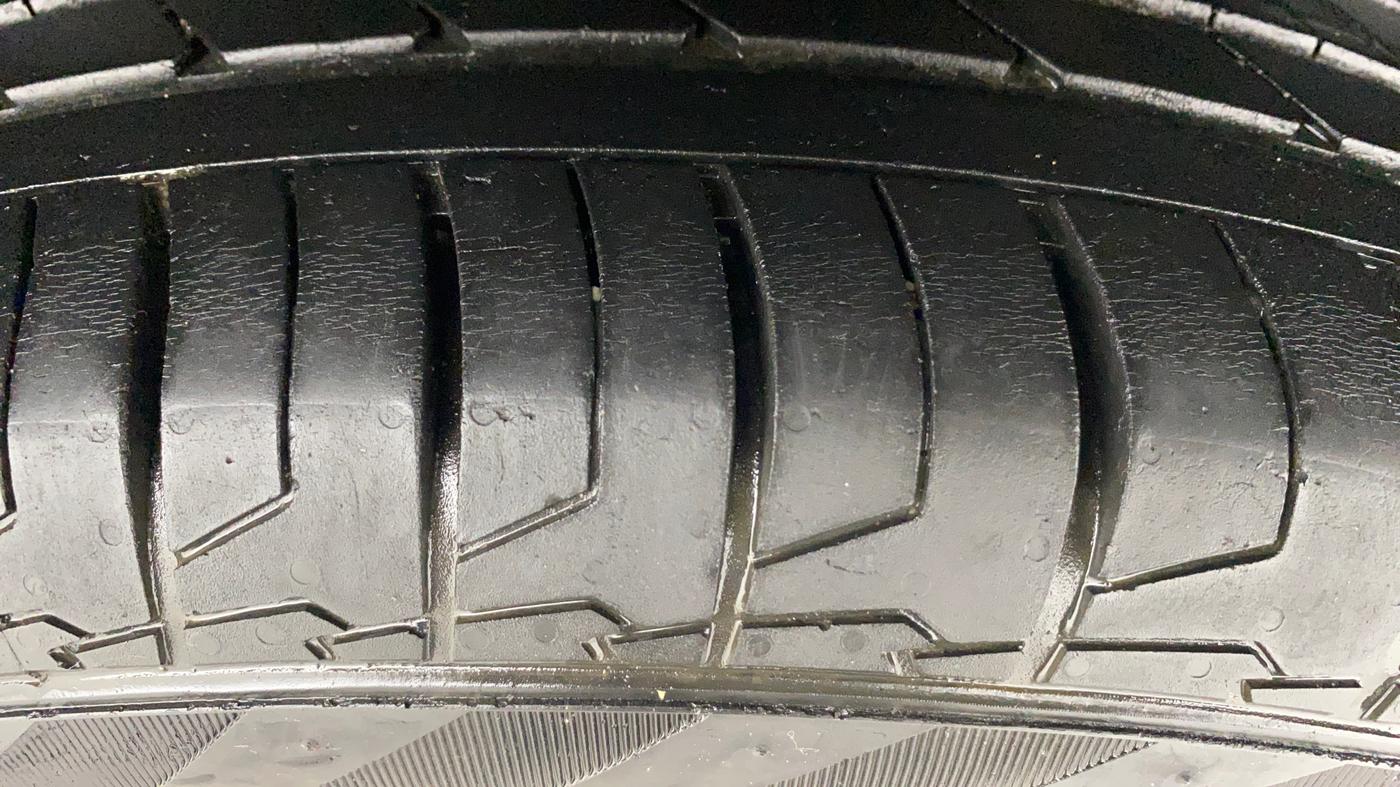 2020 MG HECTOR SHARP 1.5 DCT PETROL, Petrol, Automatic, 96,949 km, Left Rear Tyre Tread