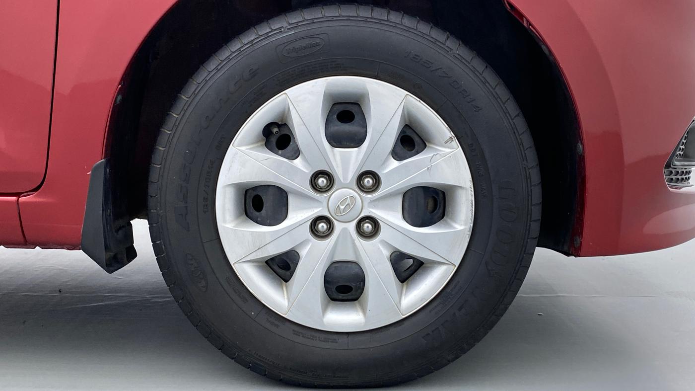 2014 Hyundai Elite i20 MAGNA 1.2, Petrol, Manual, 23,643 km, Right Front Wheel