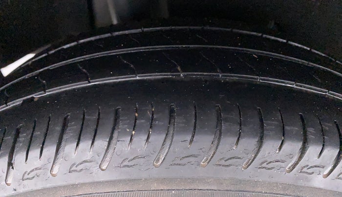 2020 Maruti Baleno DELTA 1.2 K12, Petrol, Manual, 64,745 km, Right Rear Tyre Tread