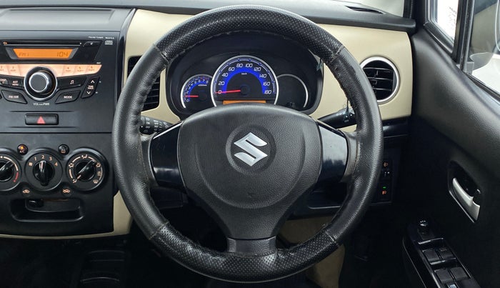 2018 Maruti Wagon R 1.0 VXI, Petrol, Manual, 36,658 km, Steering Wheel Close Up