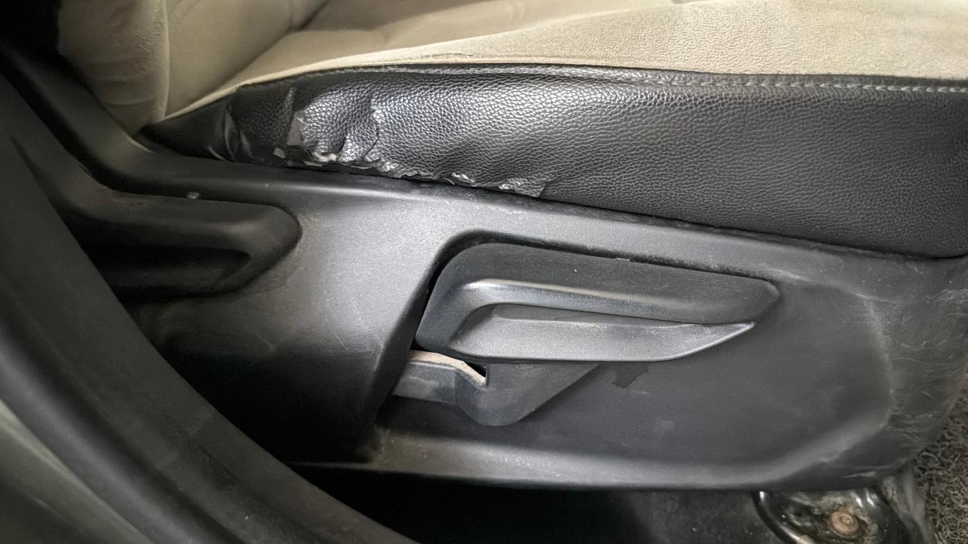 2021 Tata NEXON XZ PLUS PETROL SUNROOF, Petrol, Manual, 79,635 km, Driver Side Adjustment Panel