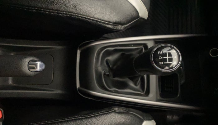 2022 Maruti XL6 ZETA MT, Petrol, Manual, 58,698 km, Gear Lever