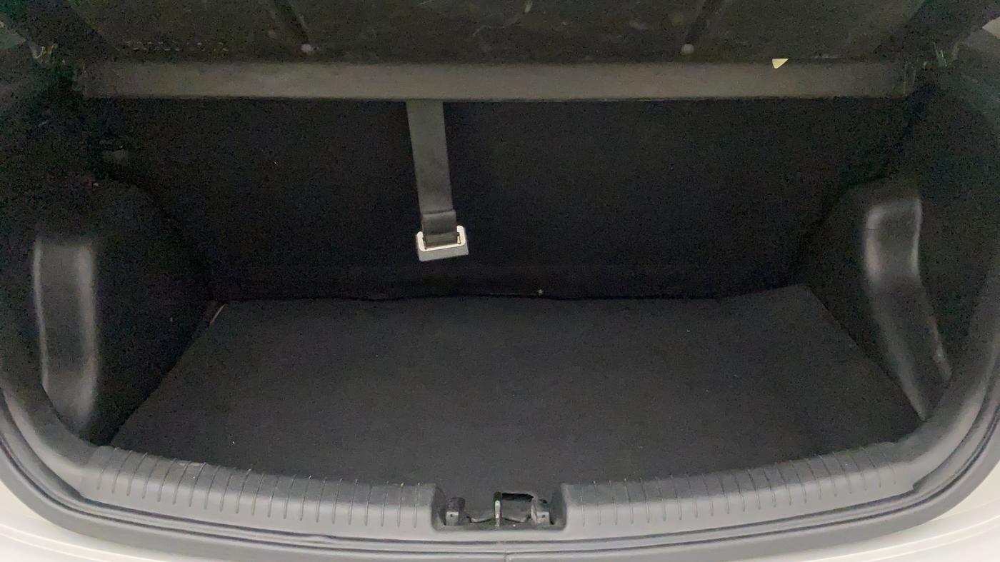 2018 Hyundai Grand i10 MAGNA AT 1.2 KAPPA VTVT, Petrol, Automatic, 33,768 km, Boot Inside