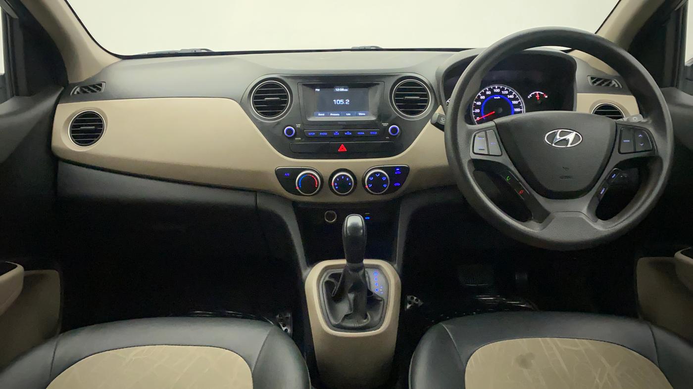 2018 Hyundai Grand i10 MAGNA AT 1.2 KAPPA VTVT, Petrol, Automatic, 33,768 km, Dashboard
