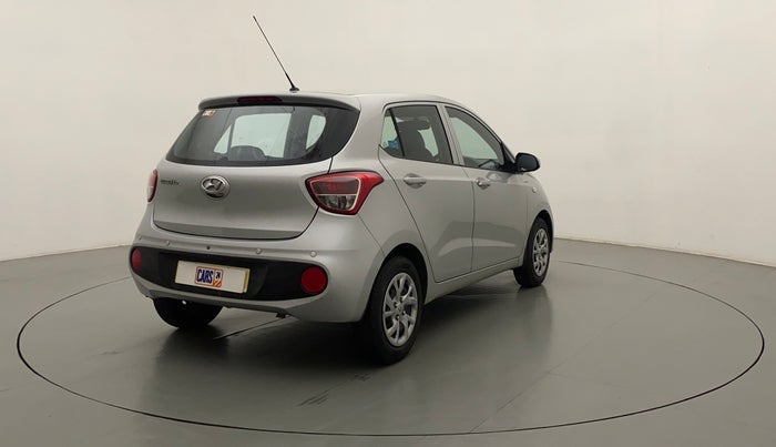2018 Hyundai Grand i10 MAGNA AT 1.2 KAPPA VTVT, Petrol, Automatic, 33,768 km, Right Back Diagonal