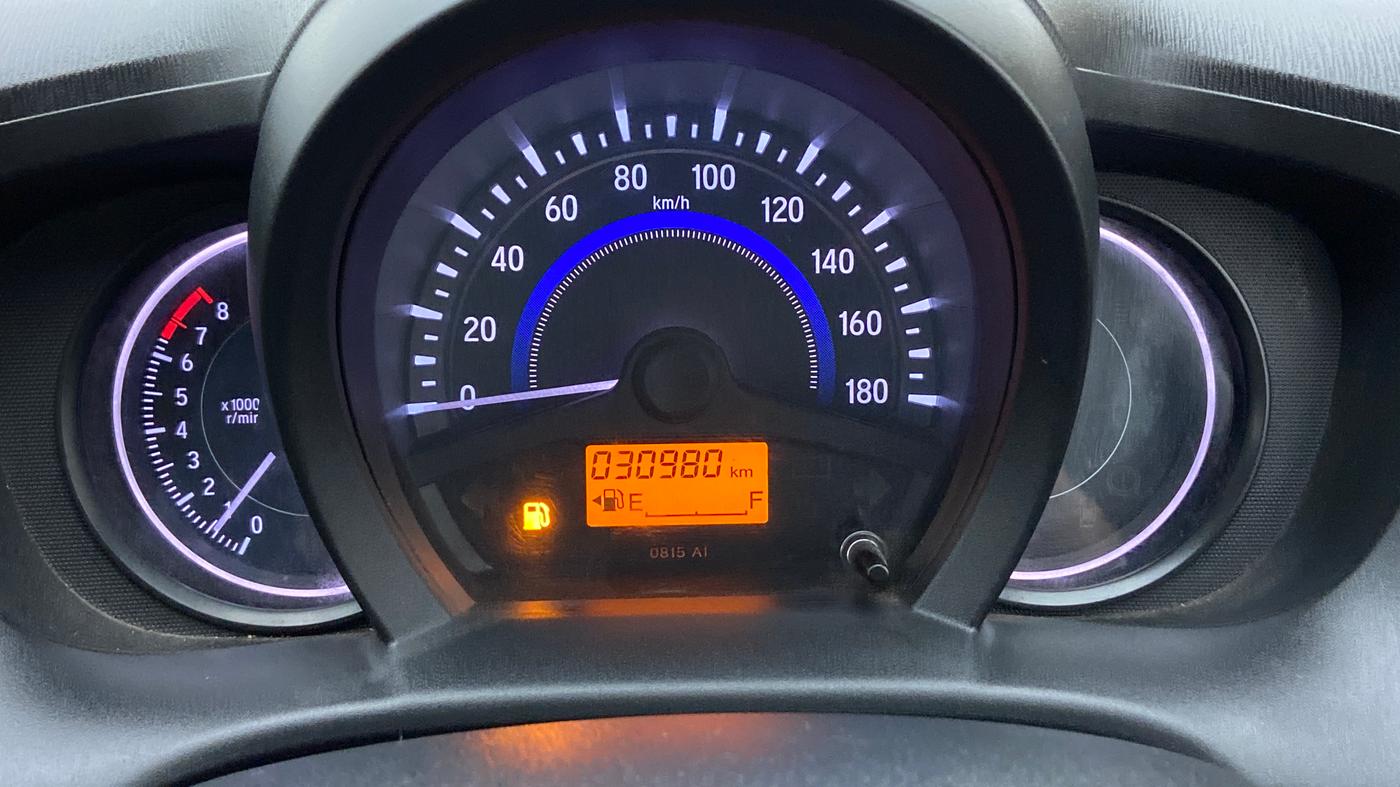 2015 Honda Brio 1.2 S MT I VTEC, Petrol, Manual, 31,298 km, Odometer Image