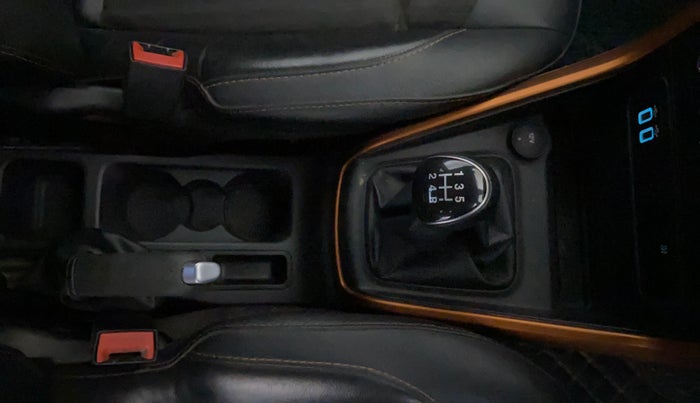 2020 Ford Ecosport TITANIUM 1.5 SPORTS(SUNROOF) PETROL, Petrol, Manual, 57,463 km, Gear Lever