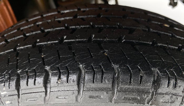 2016 Maruti Alto K10 VXI AMT P, Petrol, Automatic, 24,846 km, Left Rear Tyre Tread