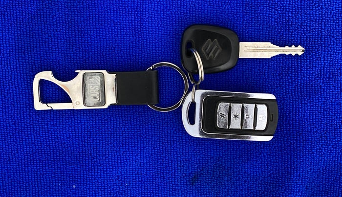 2016 Maruti Alto K10 VXI AMT P, Petrol, Automatic, 24,846 km, Key Close Up