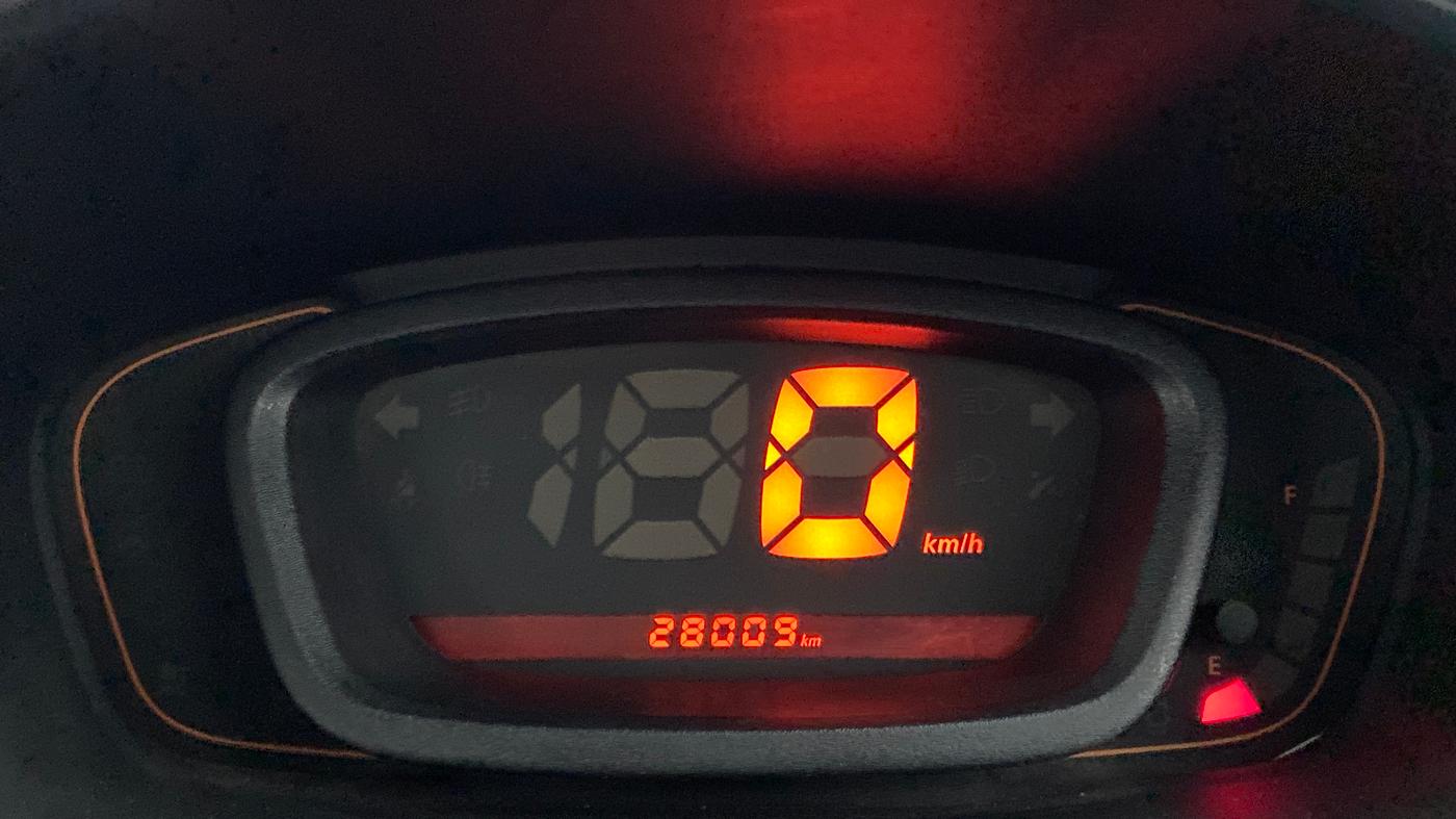 2017 Renault Kwid RXL, Petrol, Manual, 28,009 km, Odometer Image
