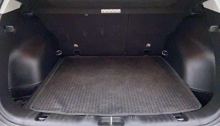 2019 Jeep Compass LIMITED 1.4 AT, Petrol, Automatic, 3,839 km, Boot Inside