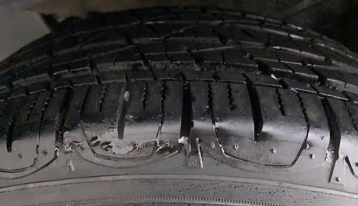 2019 Jeep Compass LIMITED 1.4 AT, Petrol, Automatic, 3,839 km, Left Front Tyre Tread