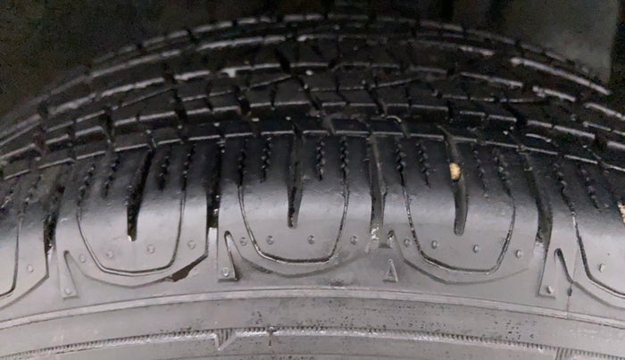 2019 Jeep Compass LIMITED 1.4 AT, Petrol, Automatic, 3,839 km, Left Rear Tyre Tread