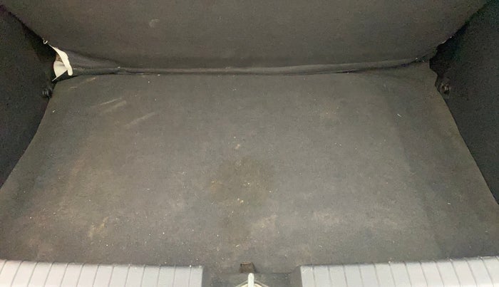 2016 Hyundai Elite i20 ASTA 1.4 CRDI (O), Diesel, Manual, 96,143 km, Boot Inside