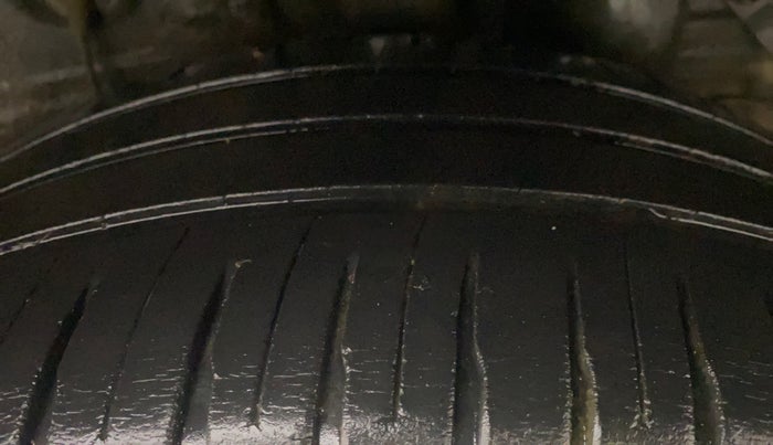 2016 Hyundai Elite i20 ASTA 1.4 CRDI (O), Diesel, Manual, 96,143 km, Left Rear Tyre Tread