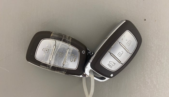 2016 Hyundai Elite i20 ASTA 1.4 CRDI (O), Diesel, Manual, 96,143 km, Key Close Up