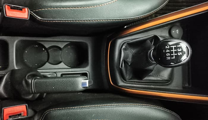2019 Ford Ecosport TITANIUM 1.0L ECOBOOST SPORTS(SUNROOF), Petrol, Manual, 94,814 km, Gear Lever