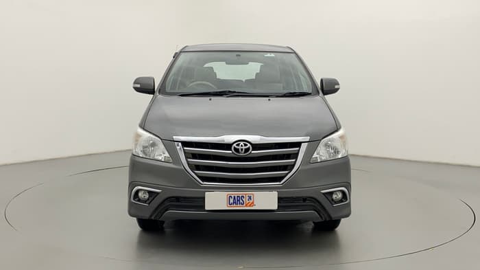 2014 Toyota Innova 2.5 VX 8 STR BS IV, Diesel, Manual, 1,37,097 km, Front