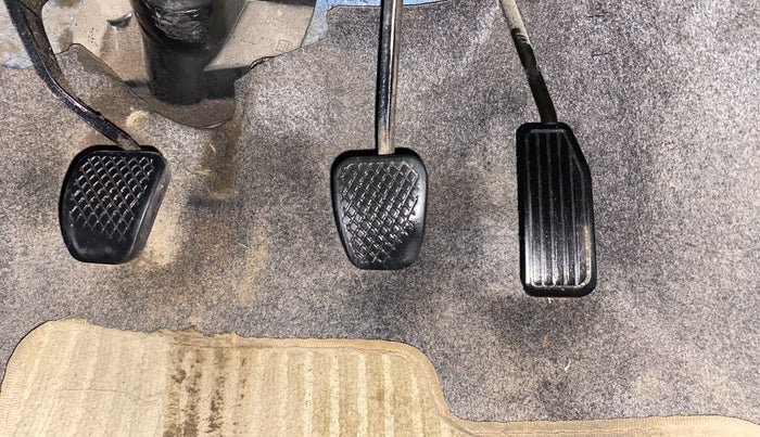 2015 Honda Amaze 1.2L I-VTEC S, Petrol, Manual, 80,306 km, Pedals