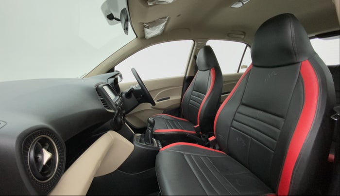 2019 Hyundai NEW SANTRO SPORTZ CNG, CNG, Manual, 11,893 km, Right Side Front Door Cabin