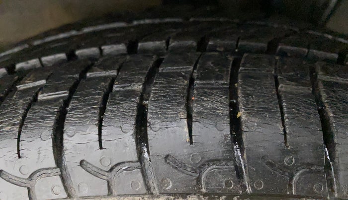 2019 Hyundai NEW SANTRO SPORTZ CNG, CNG, Manual, 11,893 km, Left Rear Tyre Tread