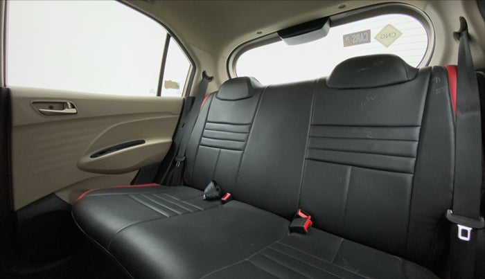 2019 Hyundai NEW SANTRO SPORTZ CNG, CNG, Manual, 11,893 km, Right Side Rear Door Cabin