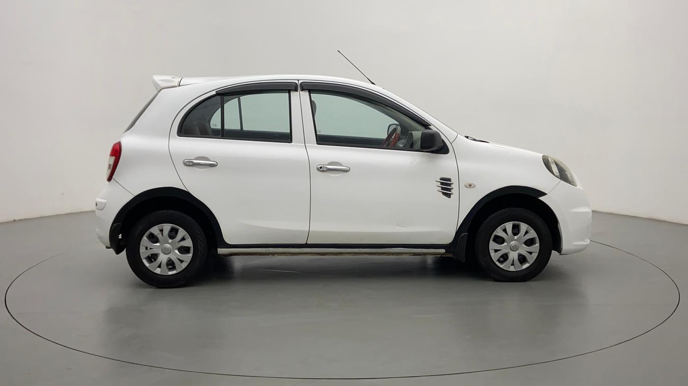 2016 Nissan Micra Active XL, Petrol, Manual, 66,412 km, Right Side