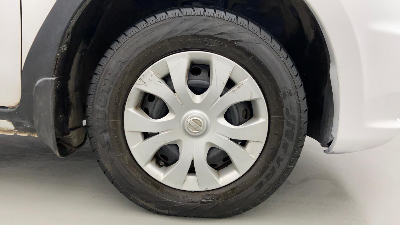 2016 Nissan Micra Active XL, Petrol, Manual, 66,412 km, Right Front Wheel