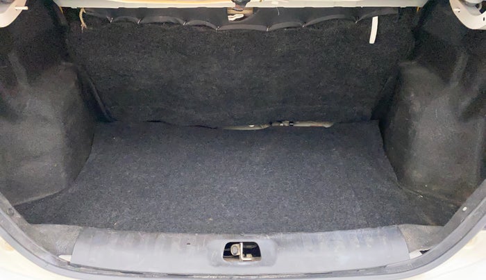 2012 Maruti Swift Dzire VXI, Petrol, Manual, 96,051 km, Boot Inside