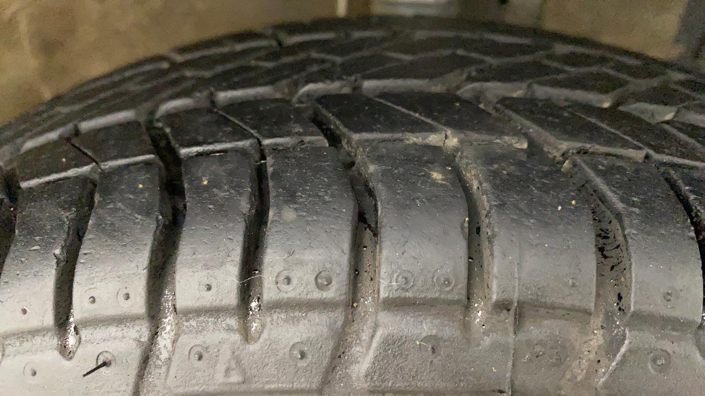 2012 Maruti Swift Dzire VXI, Petrol, Manual, 96,051 km, Right Front Tyre Tread