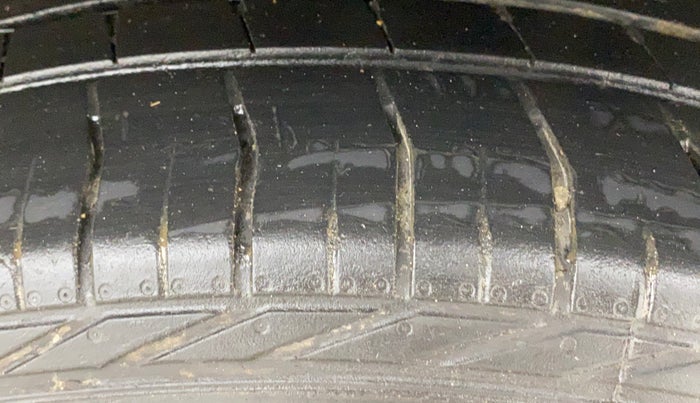 2022 Tata NEXON XZ PLUS PETROL, Petrol, Manual, 79,456 km, Left Rear Tyre Tread