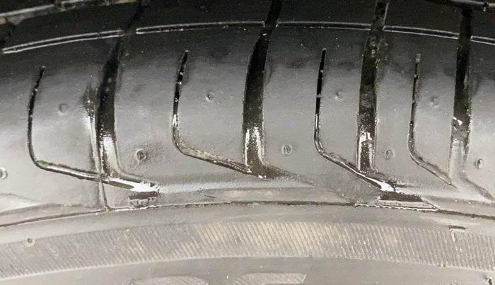 2022 Tata NEXON XZ PLUS PETROL, Petrol, Manual, 79,456 km, Right Rear Tyre Tread