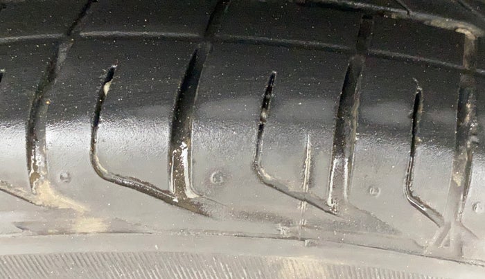 2022 Tata NEXON XZ PLUS PETROL, Petrol, Manual, 79,456 km, Left Front Tyre Tread