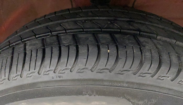 2019 Maruti S PRESSO VXI PLUS AMT, Petrol, Automatic, 38,355 km, Right Front Tyre Tread