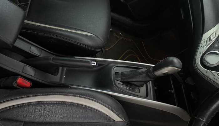 2018 Maruti Baleno ZETA CVT PETROL 1.2, Petrol, Automatic, 1,23,992 km, Gear Lever