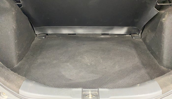 2018 Honda WR-V 1.5L I-DTEC VX MT, Diesel, Manual, 41,015 km, Boot Inside