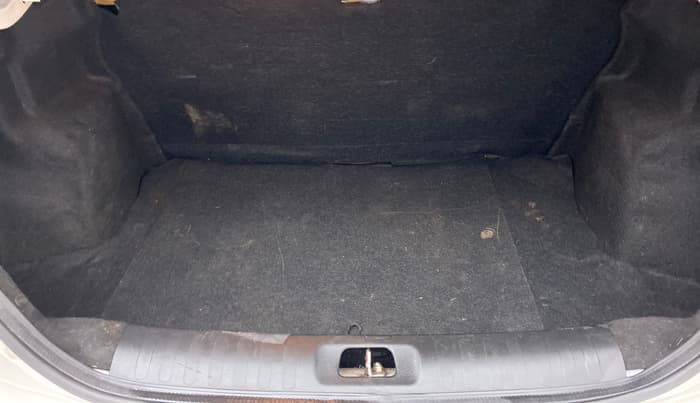 2017 Maruti Swift Dzire ZDI AMT, Diesel, Automatic, 63,207 km, Boot Inside View