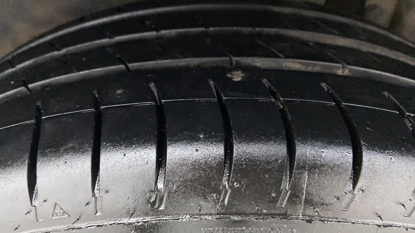 2017 Maruti Swift Dzire ZDI AMT, Diesel, Automatic, 63,207 km, Left Rear Tyre Tread
