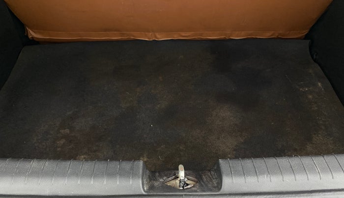 2017 Hyundai Elite i20 SPORTZ 1.4 CRDI, Diesel, Manual, 52,238 km, Boot Inside