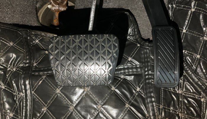 2015 Ford Ecosport TITANIUM 1.5L PETROL AT, Petrol, Automatic, 77,987 km, Pedals