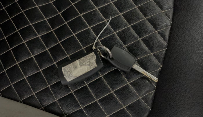 2015 Ford Ecosport TITANIUM 1.5L PETROL AT, Petrol, Automatic, 77,987 km, Key Close Up