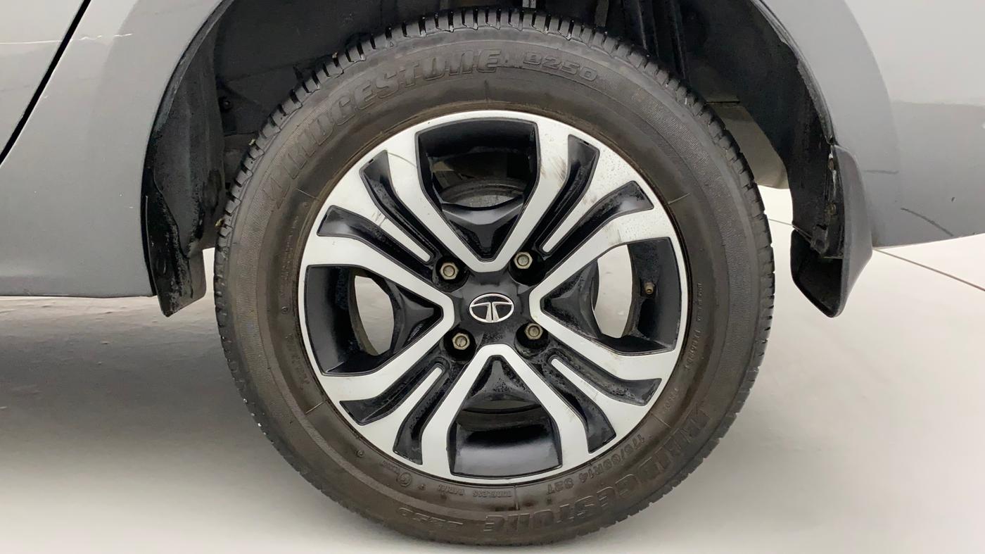 2022 Tata TIGOR XZ PLUS CNG, CNG, Manual, 27,301 km, Left Rear Wheel