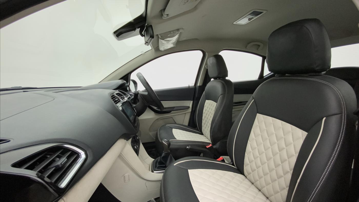 2022 Tata TIGOR XZ PLUS CNG, CNG, Manual, 27,301 km, Right Side Front Door Cabin