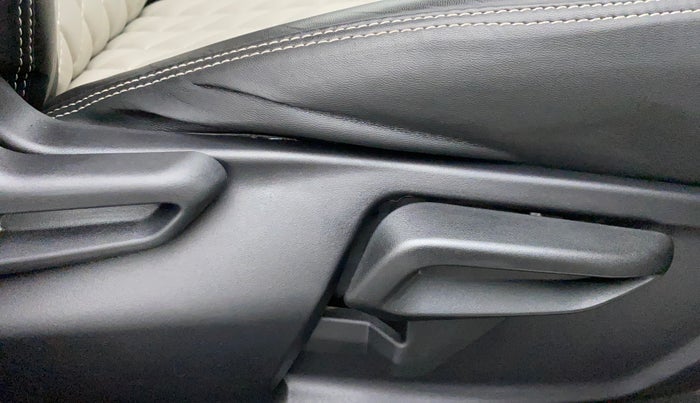 2022 Tata TIGOR XZ PLUS CNG, CNG, Manual, 27,301 km, Driver Side Adjustment Panel