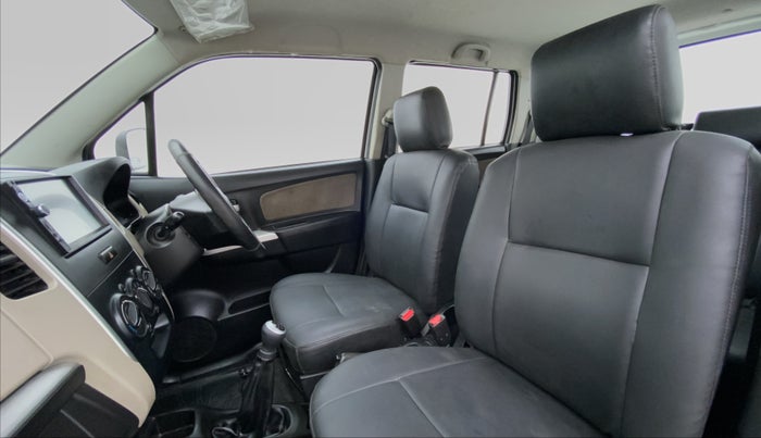 2015 Maruti Wagon R 1.0 LXI, Petrol, Manual, 21,963 km, Right Side Front Door Cabin View